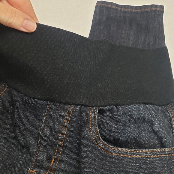 M Rena Like New Maternity Skinny Jeans Size Medium Dark Wash - Picture 3 of 9